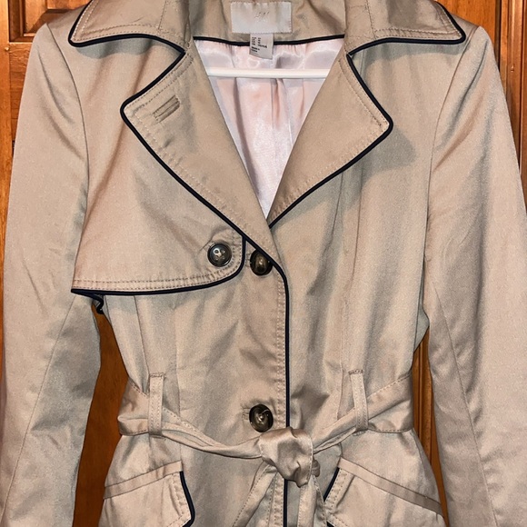 H&M trench coat - Picture 3 of 6
